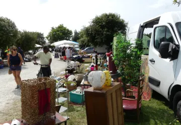 La brocante d'août